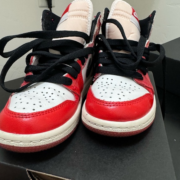 Marvel X Jordan 1 Retro high OG “next chapter” - Picture 5 of 5